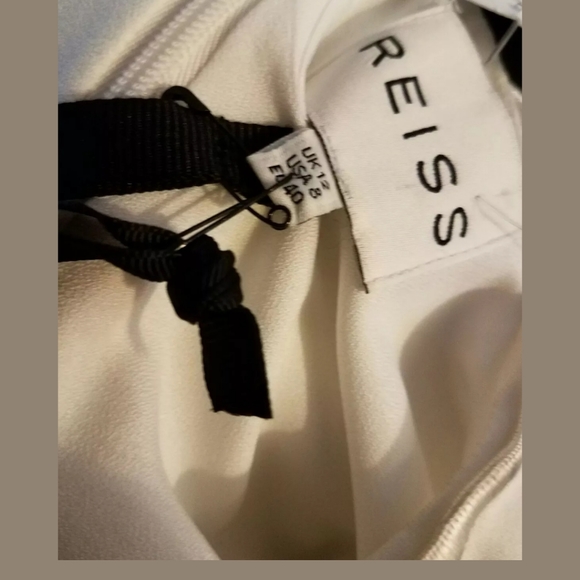 Dress - Picture 5 of 6